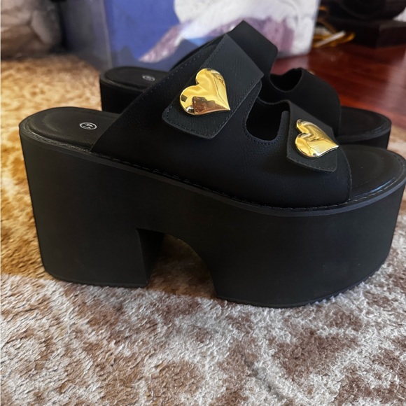 Gold heart logo platform mules chunky sandals - Picture 6 of 8